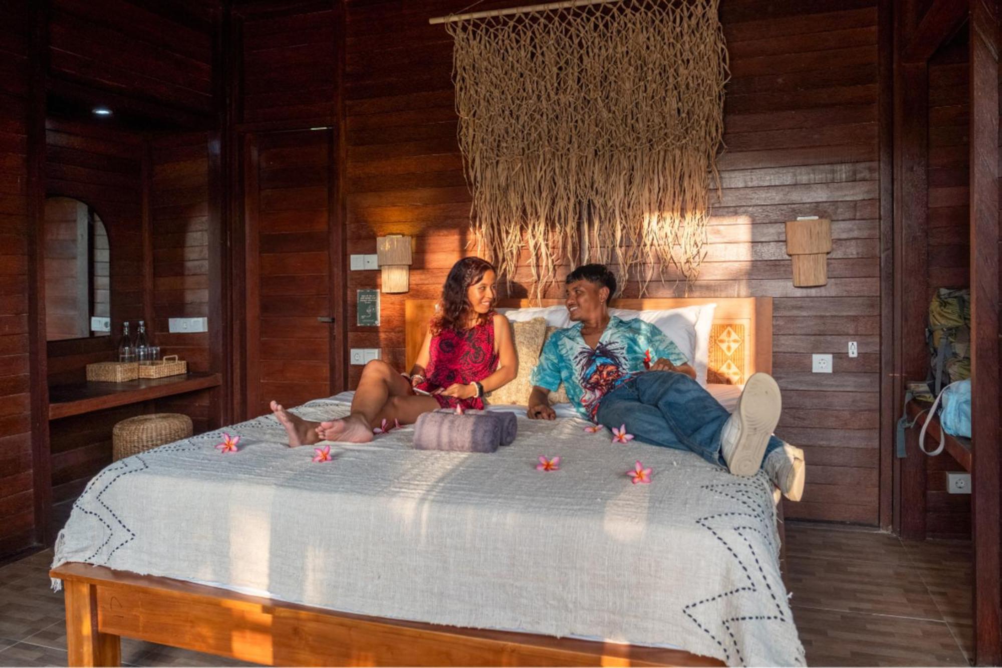 Mad Monkey Nusa Lembongan 外观 照片