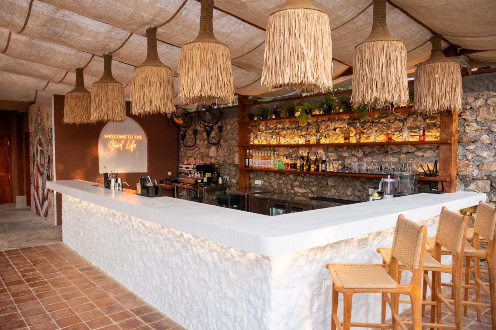 Mad Monkey Nusa Lembongan 外观 照片